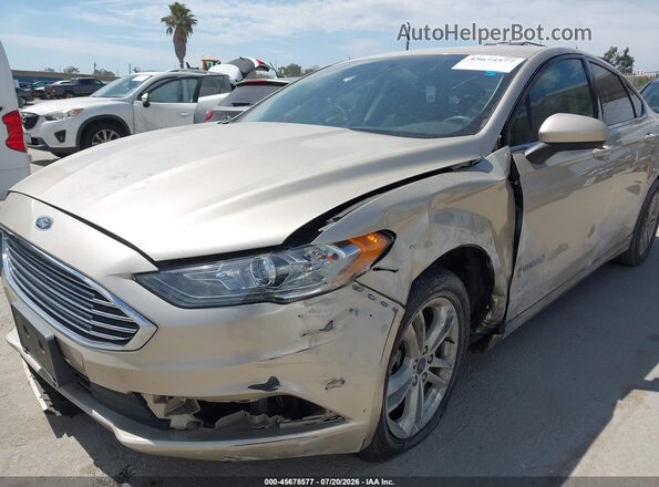 3FA6P0LU5JR146440 2018 FORD FUSION HYBRID Золотой Вид спереди