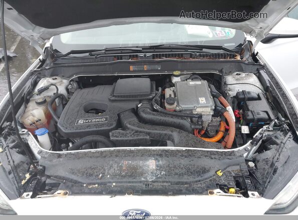 3FA6P0LU5JR247851 2018 FORD FUSION HYBRID White Вид ззаду