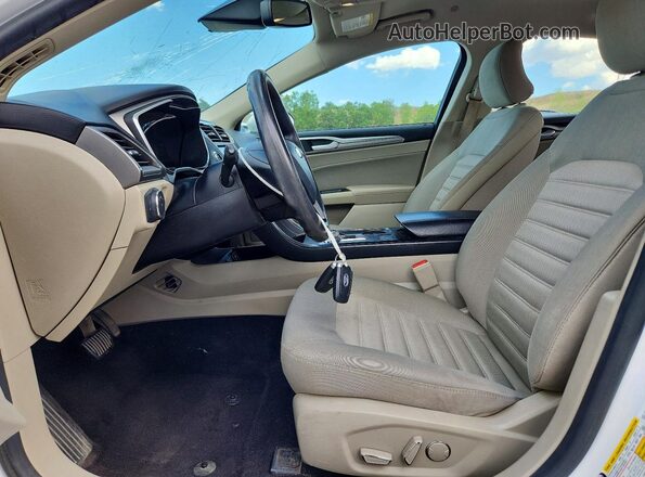 3FA6P0LU5KR188558 2019 FORD FUSION White Vista interior delantera