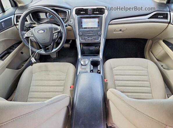 3FA6P0LU5KR188558 2019 FORD FUSION White Vista del salpicadero
