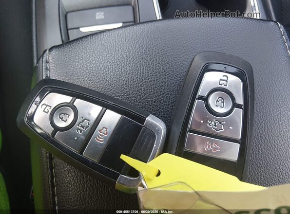 3FA6P0LU5LR263423 2020 FORD FUSION Gray Vista del salpicadero