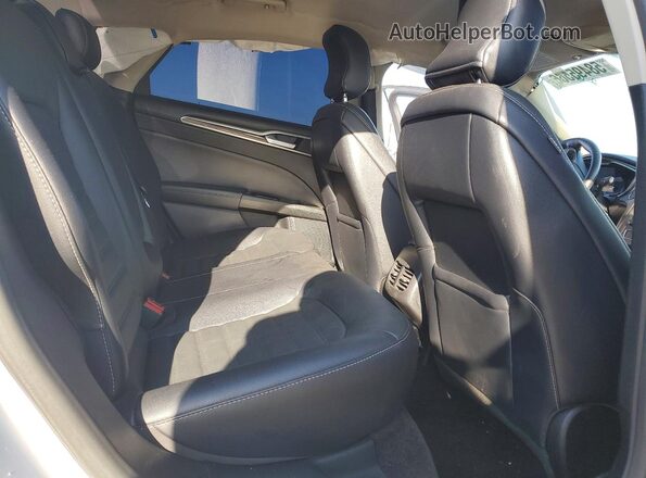 3FA6P0LU6JR172111 2018 FORD FUSION White Rear seats view