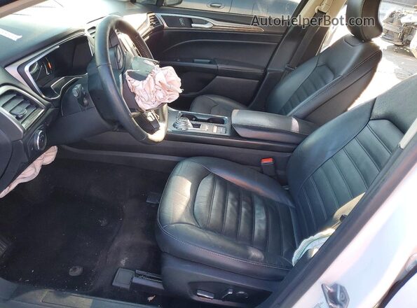 3FA6P0LU6JR172111 2018 FORD FUSION White Front interior view