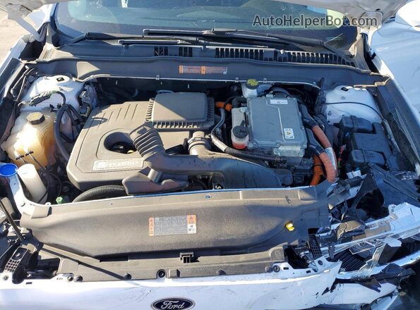 3FA6P0LU6JR172111 2018 FORD FUSION White Rear interior view