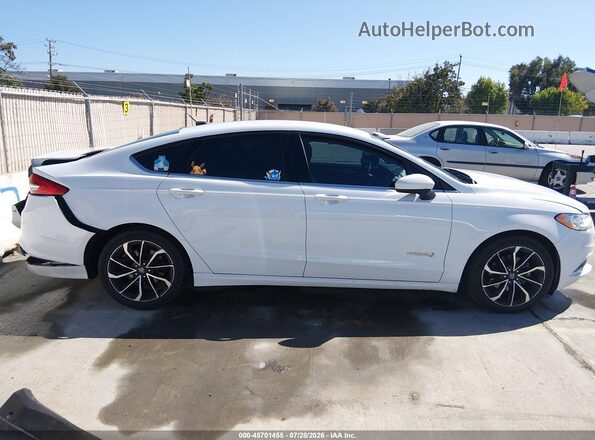 3FA6P0LU7HR358475 2017 FORD FUSION HYBRID White 360 interior view