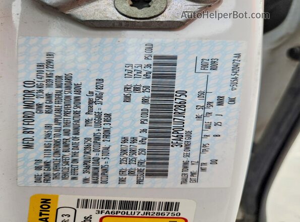 3FA6P0LU7JR286750 2018 FORD FUSION White Vista del compartimento del motor