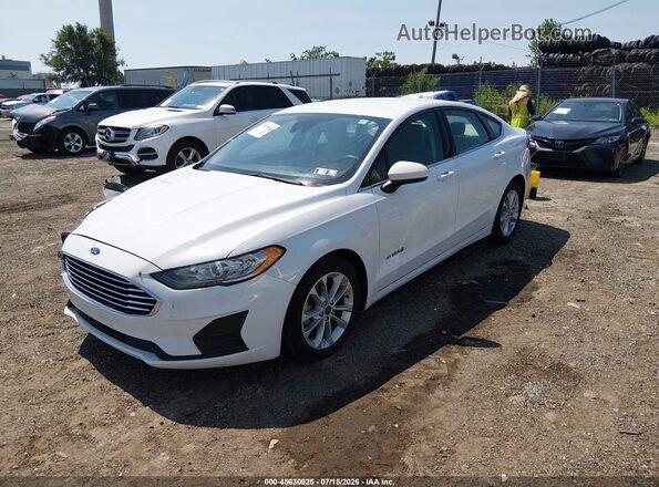 3FA6P0LU7KR137739 2019 FORD FUSION HYBRID White Vista tres cuartos delantera izquierda