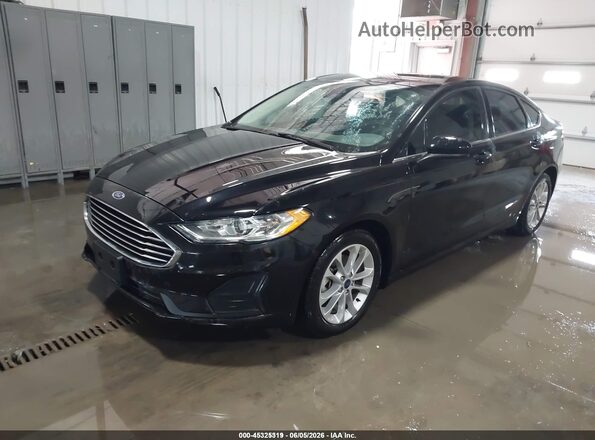 3FA6P0LU7LR264928 2020 FORD FUSION Черный Передняя левая четверть