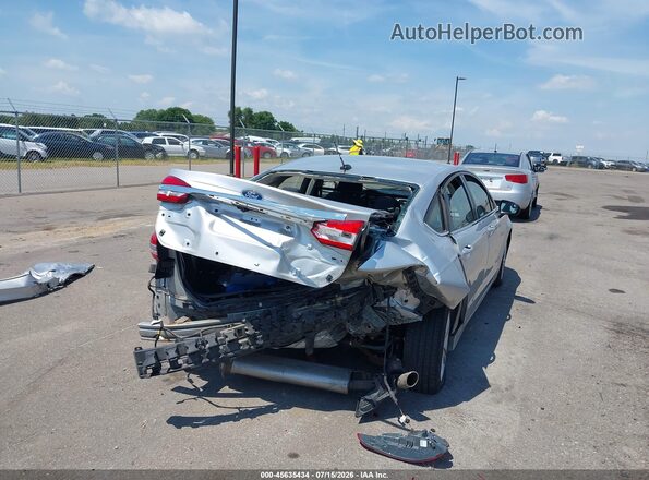 3FA6P0LU8JR115148 2018 FORD FUSION HYBRID Серебряный Вид спереди