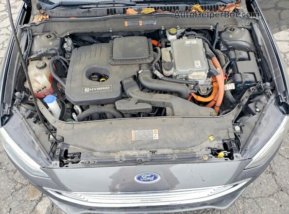 3FA6P0LU8JR206940 2018 FORD FUSION Gray Rear interior view