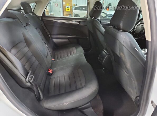 3FA6P0LU8LR212336 2020 FORD FUSION White Rear seats view