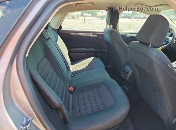 3FA6P0LU8LR258314 2020 FORD FUSION Silver უკანა სავარძლების ხედი
