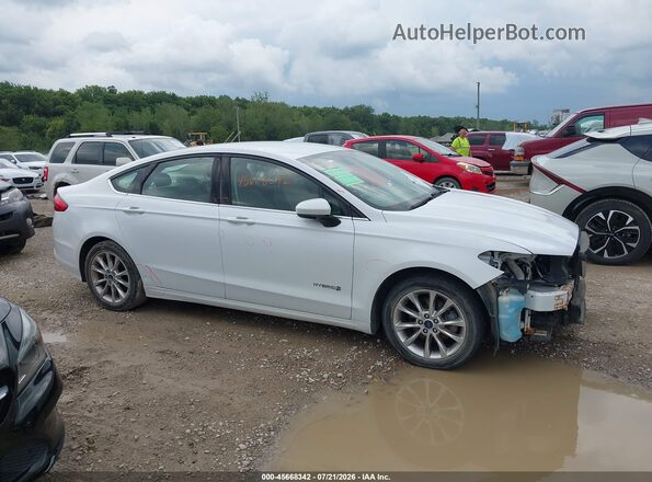 3FA6P0LU9HR280037 2017 FORD FUSION HYBRID White Rear interior view