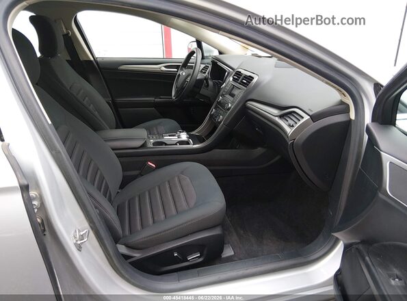3FA6P0LU9JR111853 2018 FORD FUSION HYBRID Silver Вид салону спереду