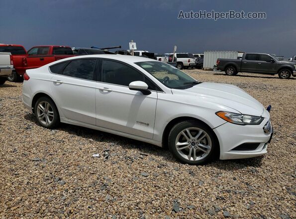 3FA6P0LU9JR152712 2018 FORD FUSION Белый Передняя правая четверть