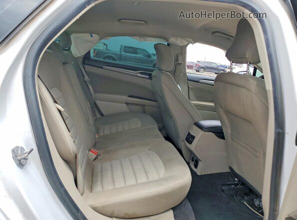 3FA6P0LU9JR152712 2018 FORD FUSION Белый Вид задних сидений