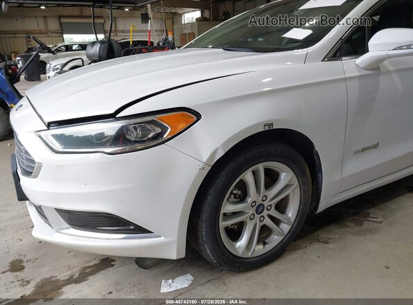 3FA6P0LU9JR171809 2018 FORD FUSION HYBRID White Դիմացի տեսք