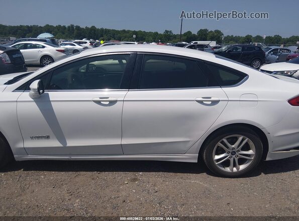 3FA6P0LU9JR253748 2018 FORD FUSION HYBRID White 360 interior view
