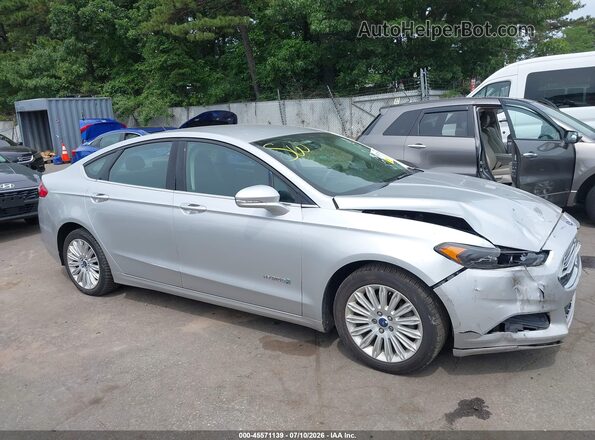 3FA6P0LUXGR348909 2016 FORD FUSION HYBRID Silver უკანა სალონის ხედი