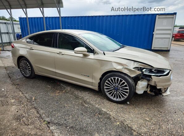3FA6P0LUXJR259042 2018 FORD FUSION Бежевый Передняя правая четверть