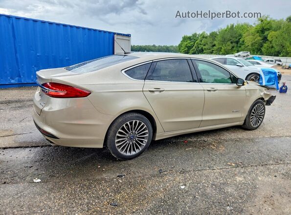 3FA6P0LUXJR259042 2018 FORD FUSION Бежевый Задняя правая четверть