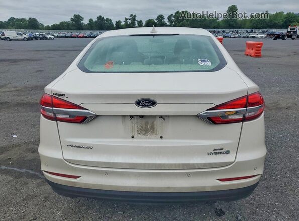 3FA6P0LUXKR158049 2019 FORD FUSION White უკანა ხედი