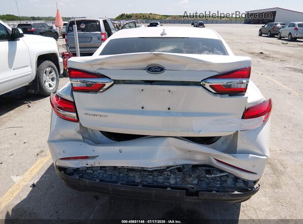 3FA6P0MU3KR172275 2019 FORD FUSION HYBRID White Front view
