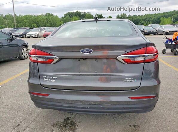 3FA6P0MU6KR141019 2019 FORD FUSION Gray უკანა ხედი