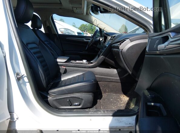 3FA6P0MU9KR189582 2019 FORD FUSION HYBRID Белый Вид салона спереди