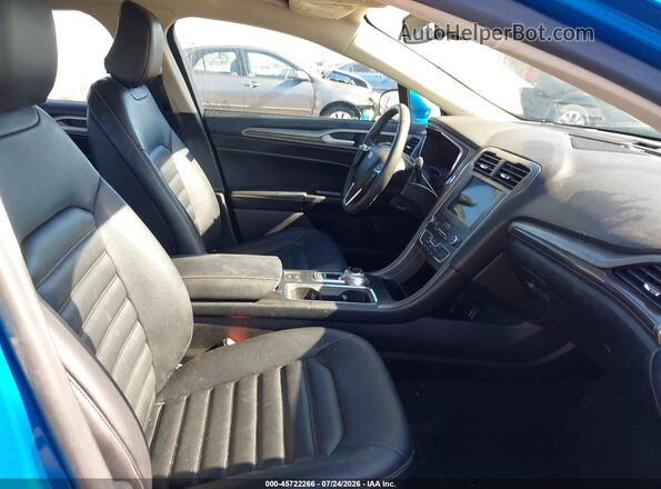 3FA6P0MUXLR234854 2020 FORD FUSION Blue Front interior view