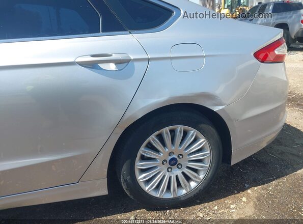 3FA6P0PU3GR173302 2016 FORD FUSION ENERGI Silver Widok z przodu