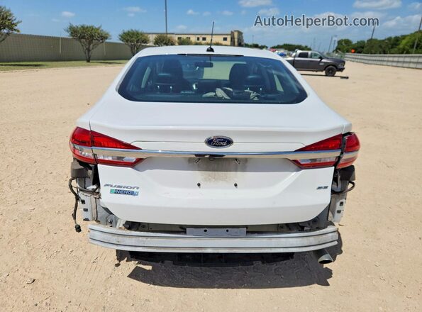 3FA6P0PU3JR187529 2018 FORD FUSION White Widok z tyłu