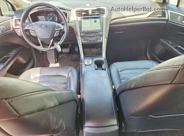 3FA6P0PU3JR187529 2018 FORD FUSION White Widok deski rozdzielczej