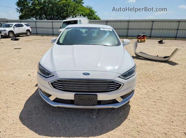 3FA6P0PU3JR187529 2018 FORD FUSION White Widok z przodu
