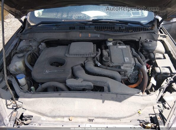 3FA6P0RU2JR151067 2018 FORD FUSION HYBRID Gray Rear view