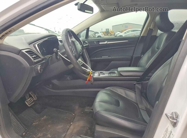 3FA6P0RU2JR155734 2018 FORD FUSION White წინა სალონის ხედი