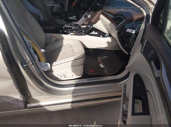 3FA6P0RU2JR161033 2018 FORD FUSION HYBRID Gold Widok wnętrza z przodu