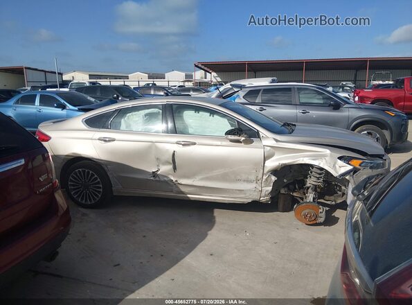 3FA6P0RU2JR161033 2018 FORD FUSION HYBRID Gold Widok wnętrza z tyłu