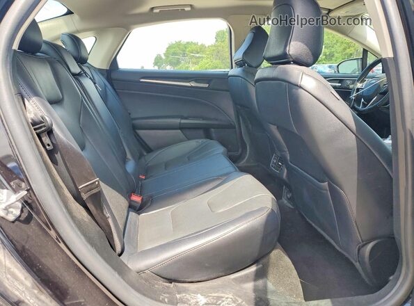 3FA6P0RU2LR129881 2020 FORD FUSION Black Widok tylnych siedzeń