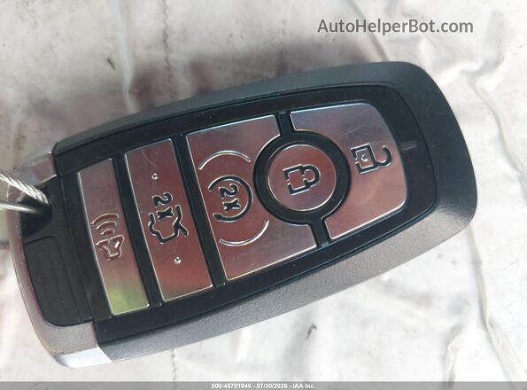 3FA6P0RU3JR205945 2018 FORD FUSION HYBRID Silver Vista del salpicadero