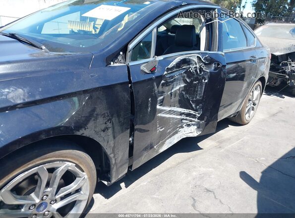 3FA6P0RU3LR170990 2020 FORD FUSION Black Widok z przodu