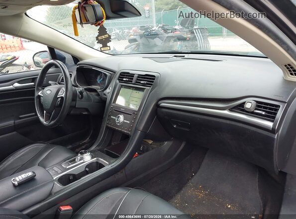 3FA6P0RU6JR185917 2018 FORD FUSION HYBRID Gray Front interior view