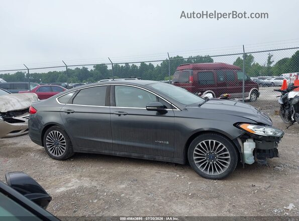 3FA6P0RU6JR185917 2018 FORD FUSION HYBRID Gray Rear interior view