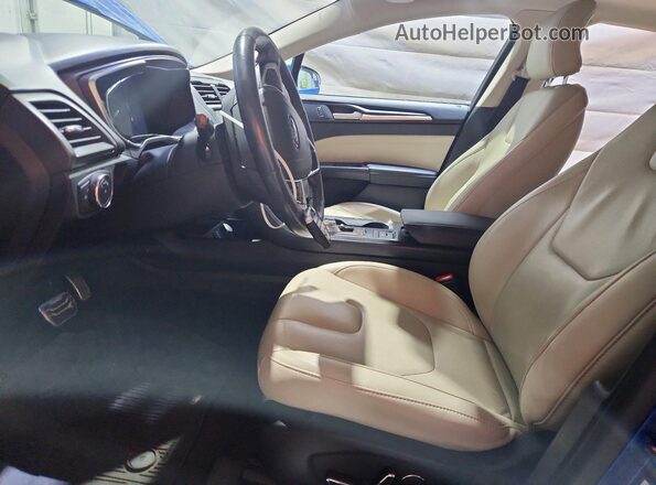 3FA6P0RU9HR375477 2017 FORD FUSION Blue Front interior view
