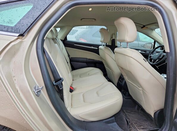 3FA6P0RUXJR120889 2018 FORD FUSION Beige Вид задніх сидінь