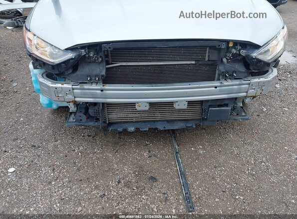 3FA6P0T90LR190943 2020 FORD FUSION Silver Front view