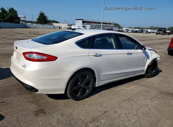 3FA6P0T91GR264070 2016 FORD FUSION Белый Задняя правая четверть