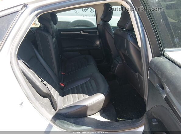 3FA6P0T91HR101212 2017 FORD FUSION Silver Widok naklejki z numerem VIN