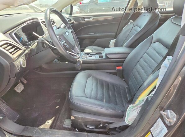 3FA6P0T91HR200838 2017 FORD FUSION Gray Front interior view