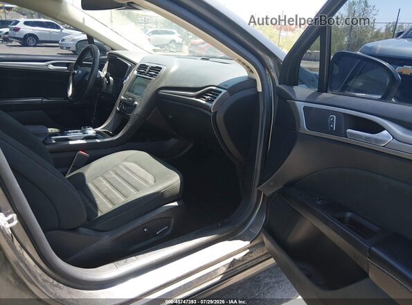3FA6P0T93LR181122 2020 FORD FUSION Gray Vista interior delantera